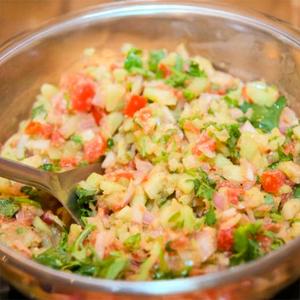 Nepalese Salad(ネパール風サラダ)