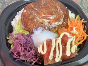 ジャンボハンバーグステーキのロコモコ