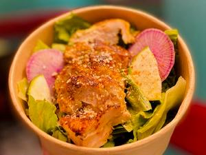ケイジャンチキンのサラダ Cajun Chicken salad