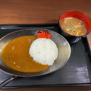 牛すじカレーライスセット(豚汁付き)
