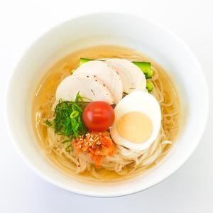 無添加お出汁冷麺(鶏ハムと自家製キムチ)