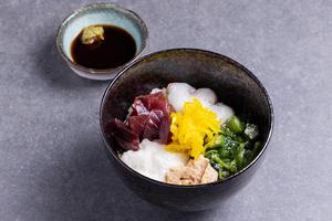 スタミナばくだん丼