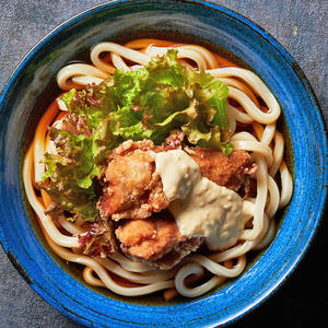 タルタルチキンの冷ぶっかけうどん(並) (タルタル・ぶっかけつゆ)≪2448≫