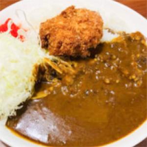 自家製メンチカツカレー