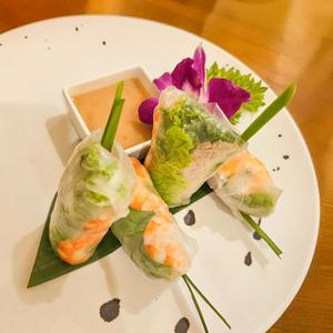 生春巻き2本 ( Gi Cun 2)