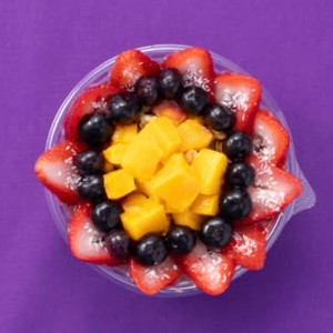いちごの恋するアサイーボウル(Strawberry Love Acai Bowl)