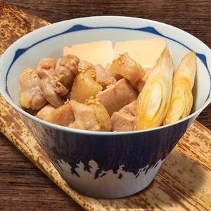 軍鶏なべ風とりすき焼き丼(並) Shamo Nabe-style Chicken Sukiyaki Donburi (medium)