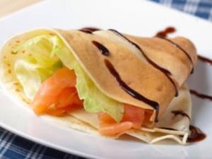 明太マヨハムチーズサラダ