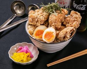 ゴツ盛チャーハン唐揚げ丼 唐揚げ5個チャーハン400g