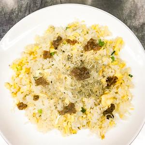 ジャコと梅干しのチャーハン