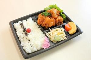 からあげ弁当