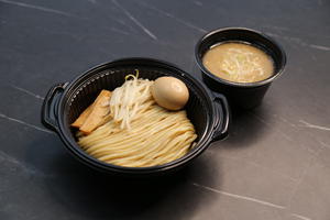 味玉にんにくつけ麺