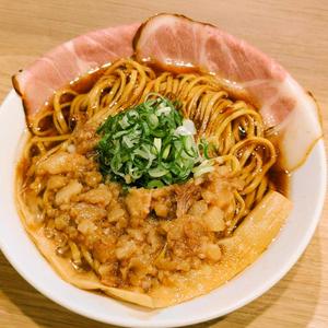 旨味背脂醤油ラーメン