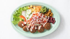ファラフェルサラダ Falafel Salad