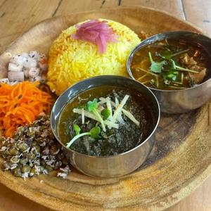 出汁チキンカレー＆黒胡椒キーマ