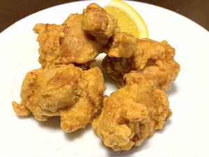鷄肉の唐揚げ【炸鷄塊】