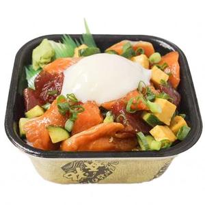丼丸 バラ温玉丼 バラネタ、温泉玉子