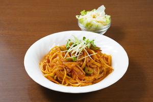 ナポリタン(サラダ付き)