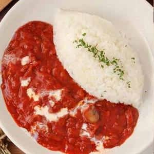 たっぷりトマトのハヤシライスセット(ドリンク・サラダ付)