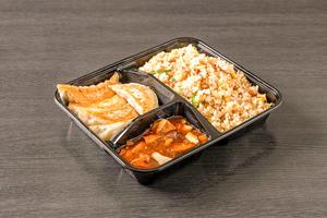 餃子＆炒飯弁当 Dumplings ＆ Fried Rice Box Lunch