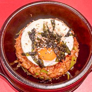 キムチチャーハン「辣白菜炒」