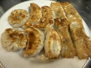 餃子の盛り合わせ