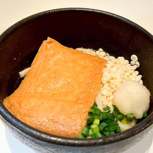 冷やしきつねうどん
