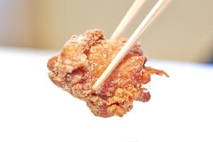 鶏の塩唐揚げ1個 / Chicken Karaage(1pc)