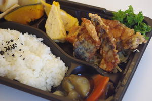サバの竜田揚げ弁当・こもれび