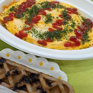 オムライス+お好きなワッフル1本のセット
