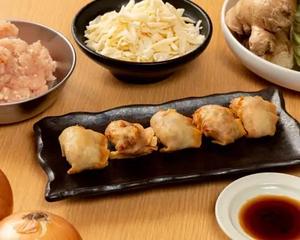 揚げ鶏チーズ餃子(5個) Fried Chicken Cheese Gyoza Dumplings