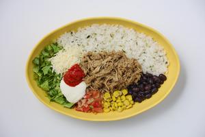 フリホーレス スパイシーポークボウル Red Hot Carnitas Bowl
