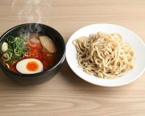 辛口魚介つけ麺