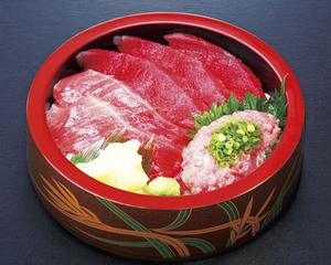 魚屋路人気No.2 とろ鉄火ちらし