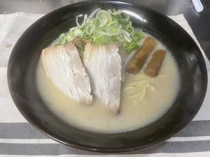 濃厚こってりラーメン チャーシュー2枚