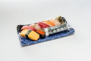 上にぎり Standard Sushi Assortment