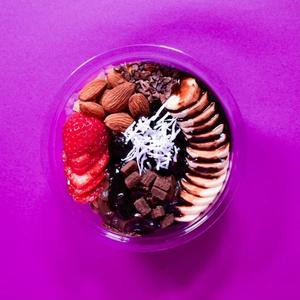 チョコのアサイーボウル(Chocolate Acai Bowl)