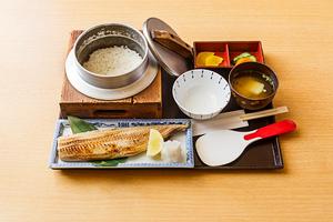 ほっけ焼定食 Grilled Okhotsk Atka Mackerel Set Meal