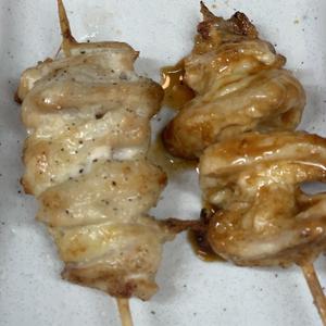 肉付き軟骨焼鳥