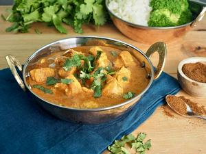 チキンカレー Chicken Curry