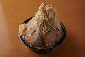 ④すぎ田特製 豚マシマシラーメン(7枚)二郎インスパイア系 Special Pork Ramen,7 Roasted Porks