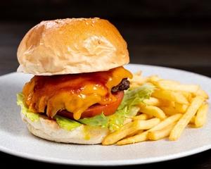 チーズバーガー CHEESEBURGER