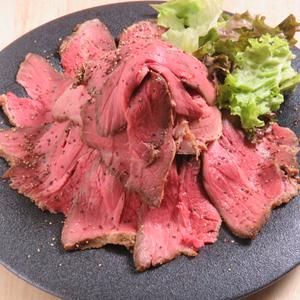 贅沢肉盛り熟成ローストビーフ丼