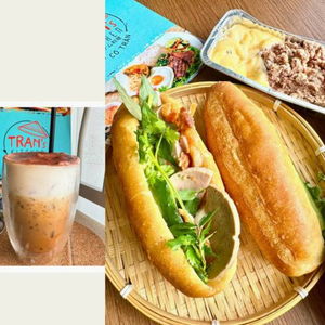 バインミーと塩クリームコーヒー(アイスのみ) セット(bnh m v cafe mui)