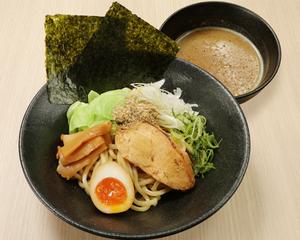 F-1102】濃厚煮干し鶏白湯つけ麺Dipping-style Noodles:Chicken＆Sardine Mixed SoupTsukemen