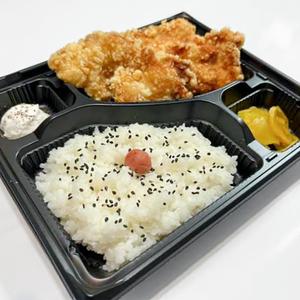 金のもも肉唐揚げ+銀のむね肉唐揚げ弁当