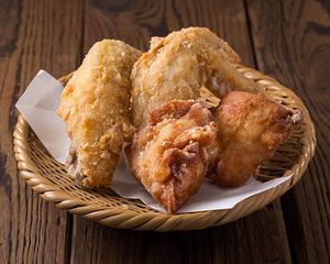 2種のからあげ《もも手羽セット》
