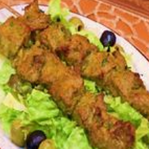 牛肉のスパイス串焼き Pinchos