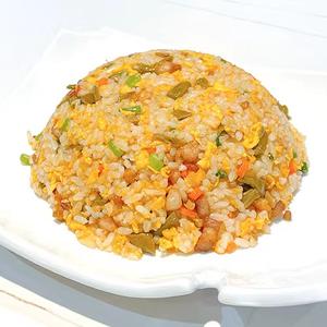 酸インゲン漬物のチャーハン