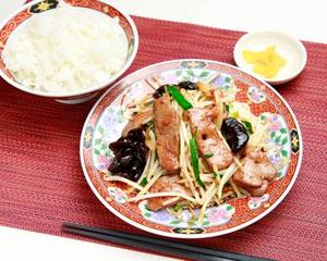 中華食堂一番館 レバニラ炒め Stir-Fried Liver and Leek